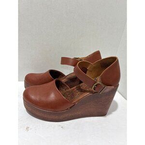 BORN BOC Alyson Platform Mary Jane shoes size 9.5 color brown